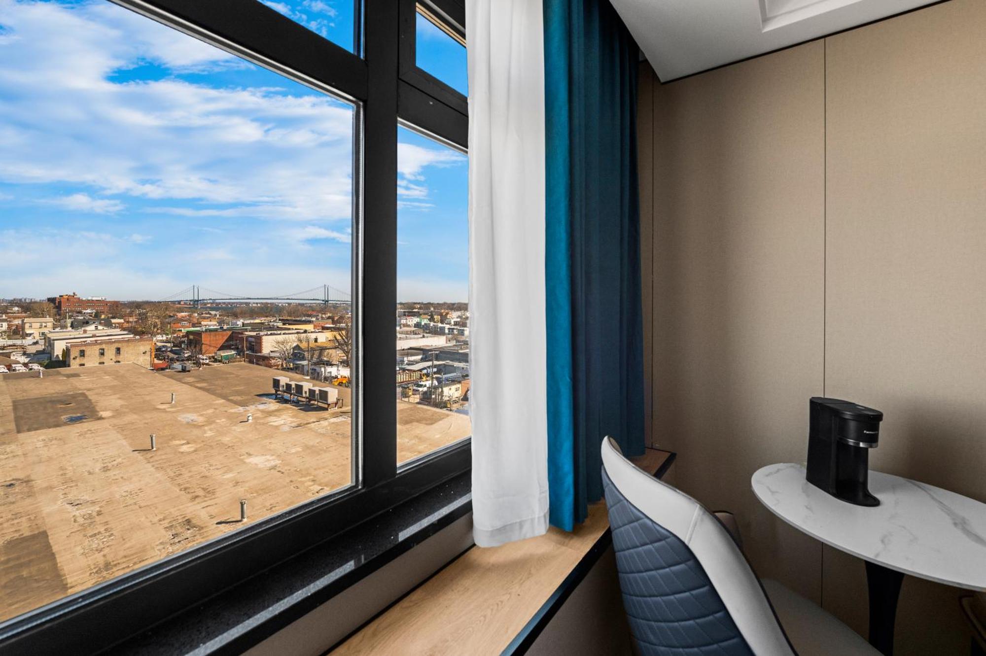 Ly New York Hotel Экстерьер фото